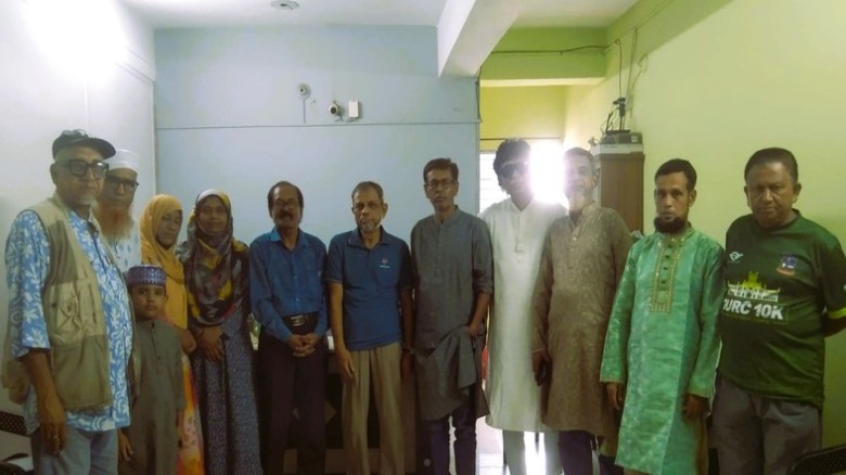 নারায়ণগঞ্জে প্রাণবন্ত সাহিত্য আড্ডা অনুষ্ঠিত