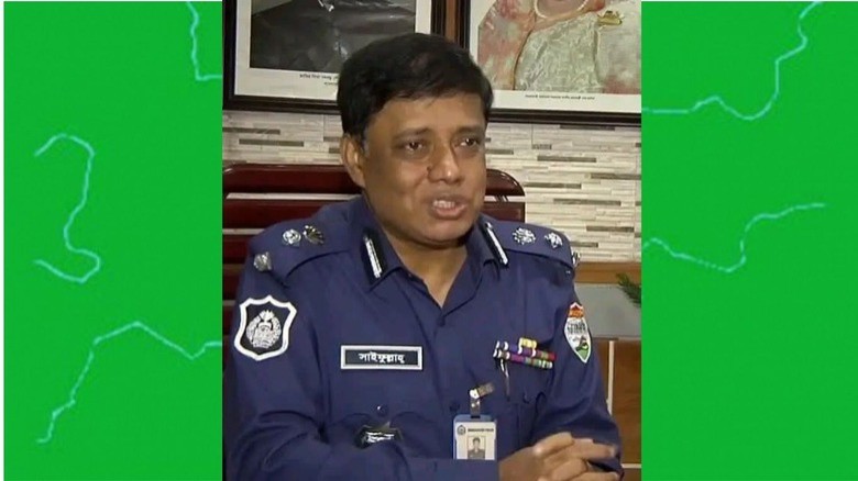 ‘সাইবিতা’র অবসান: বাধ্যতামূলক অবসরে সেই পুলিশ কবি সাইফুল্লাহ