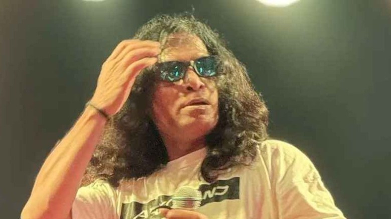 কনসার্টে বোতল হামলার পর মুখ খুললেন হাসান