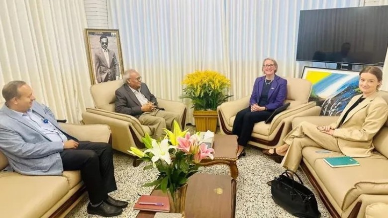 রুহুল কবির রিজভীর সাথে ব্রিটিশ হাইকমিশনার সারাহ কুকের সৌজন্য