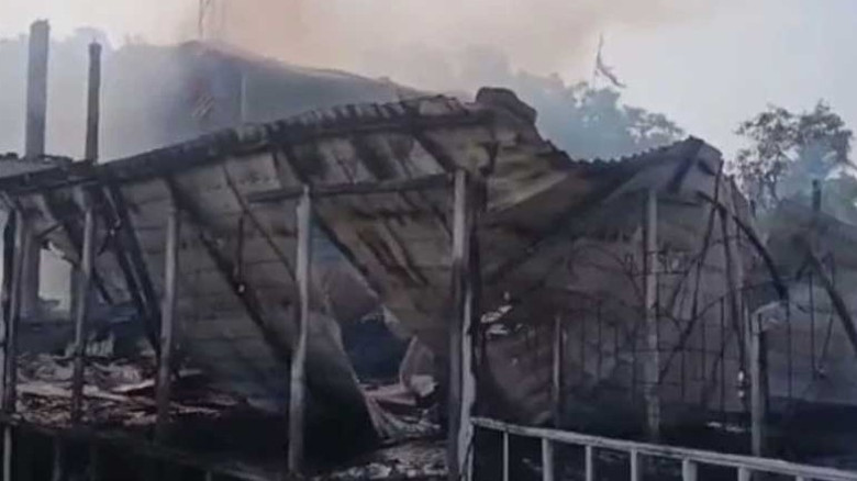 ইনানীর টুপটুপ রিসোর্টে ভয়াবহ অগ্নিকাণ্ড: একই পরিবারের ৮ জনস